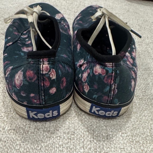 Keds Women's Dark Floral Sneakers - Navy - Picture 3 of 4